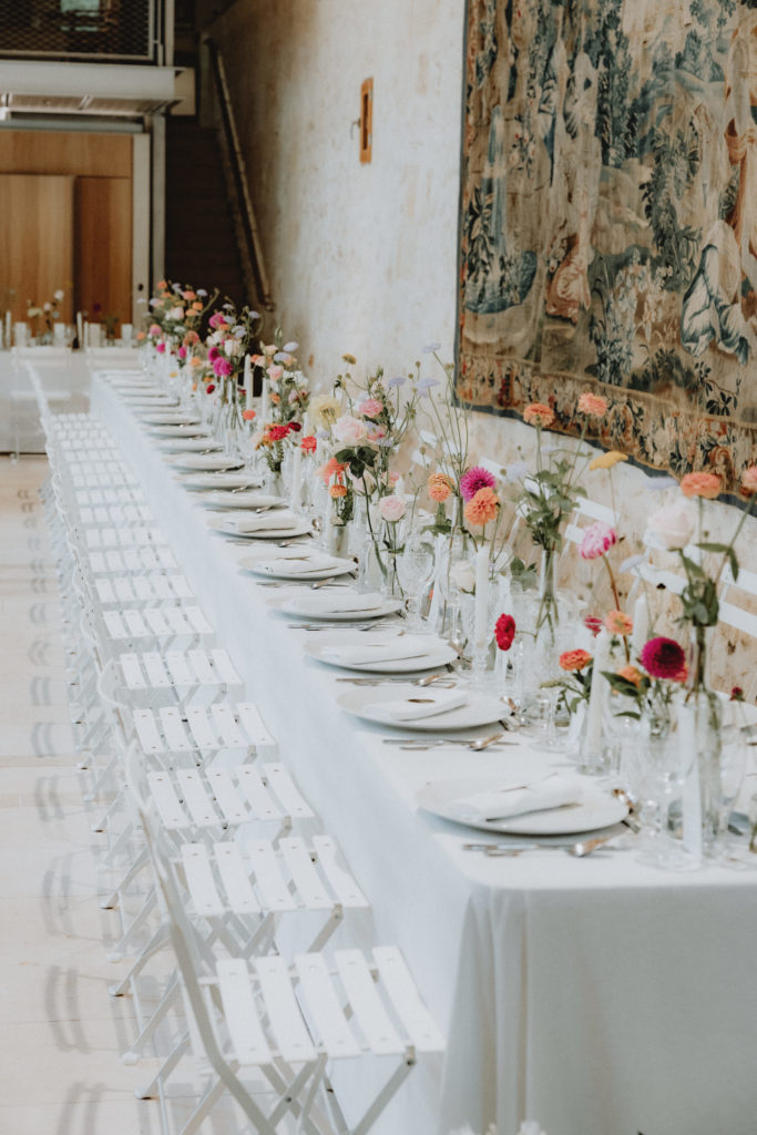 décoration de table fleurs au mariage de perrotin